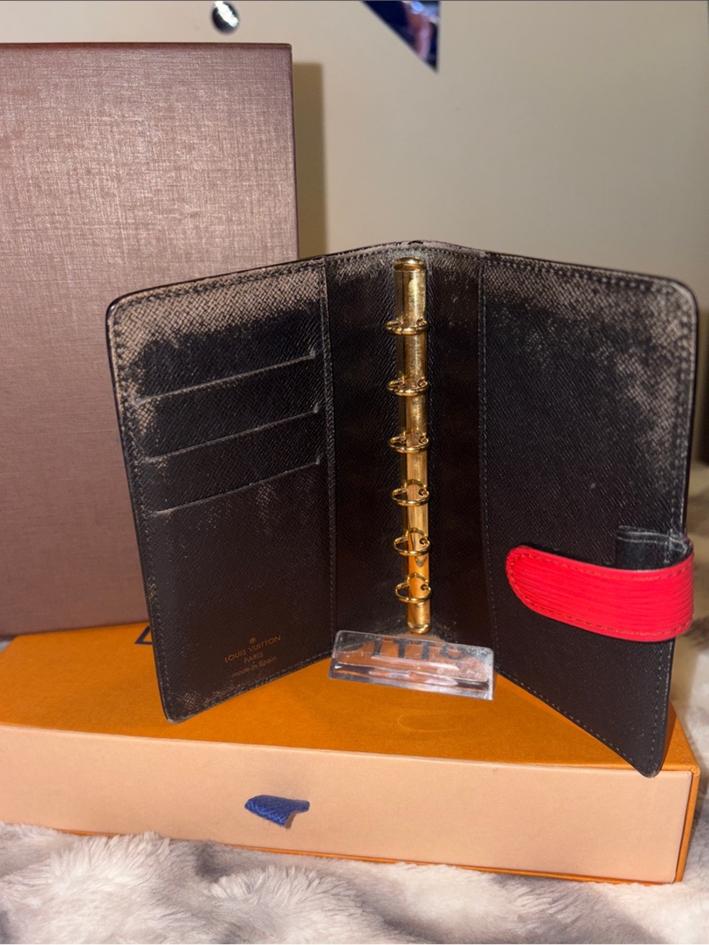 Louis Vuitton Bright Red Epi Leather Agenda Cover with Black Trim - Picture 2 of 4